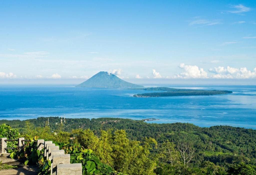 Nusantara Diving Centre & Manado